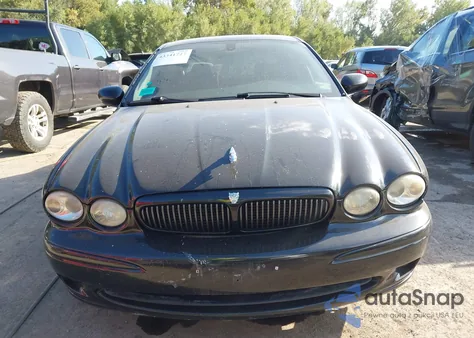 2002 Jaguar X-Type 3.0L/W/Sport Pkg from USA, damaged, VIN SAJEA53C12WC60885